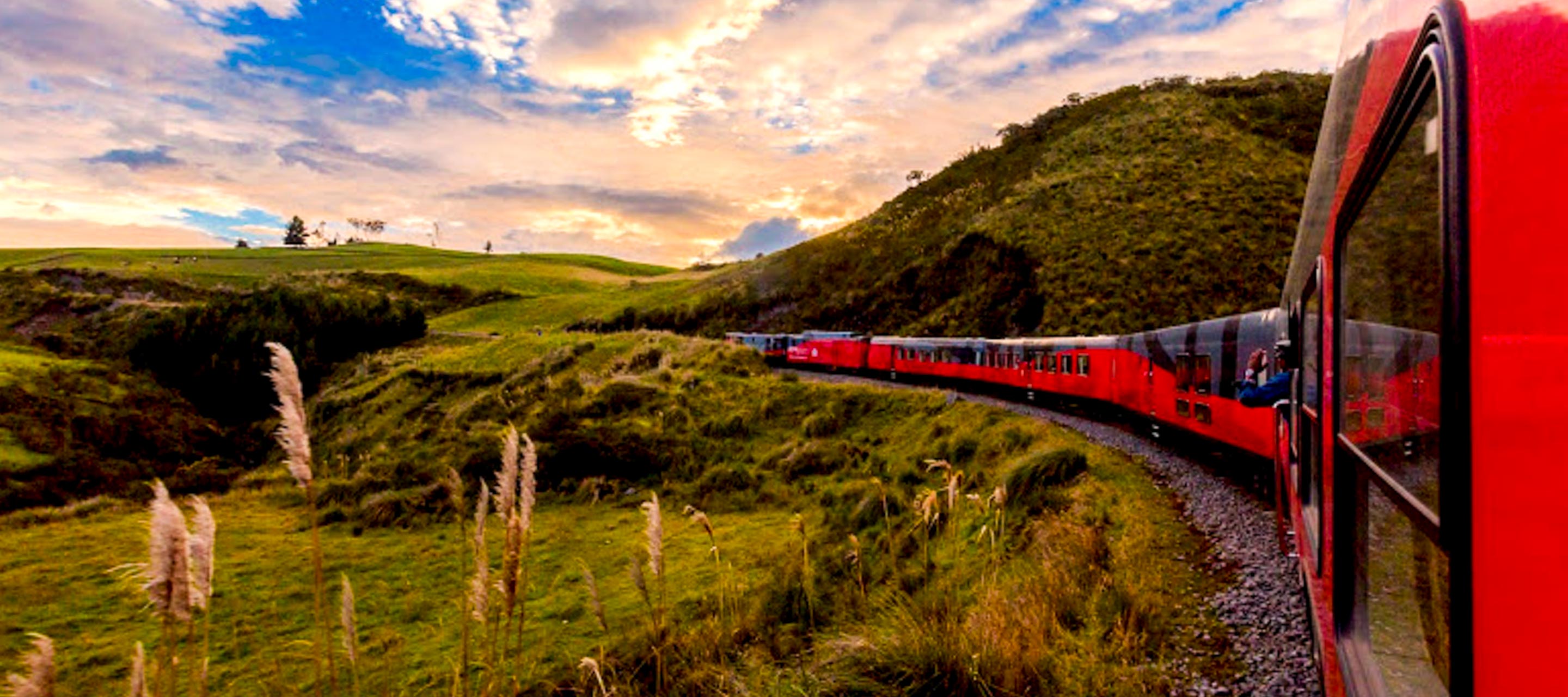 train travel ecuador